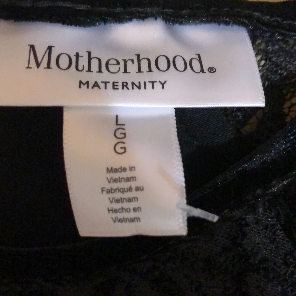 Motherhood Maternity Black lace top. L velvet belt - Picture 5 of 12